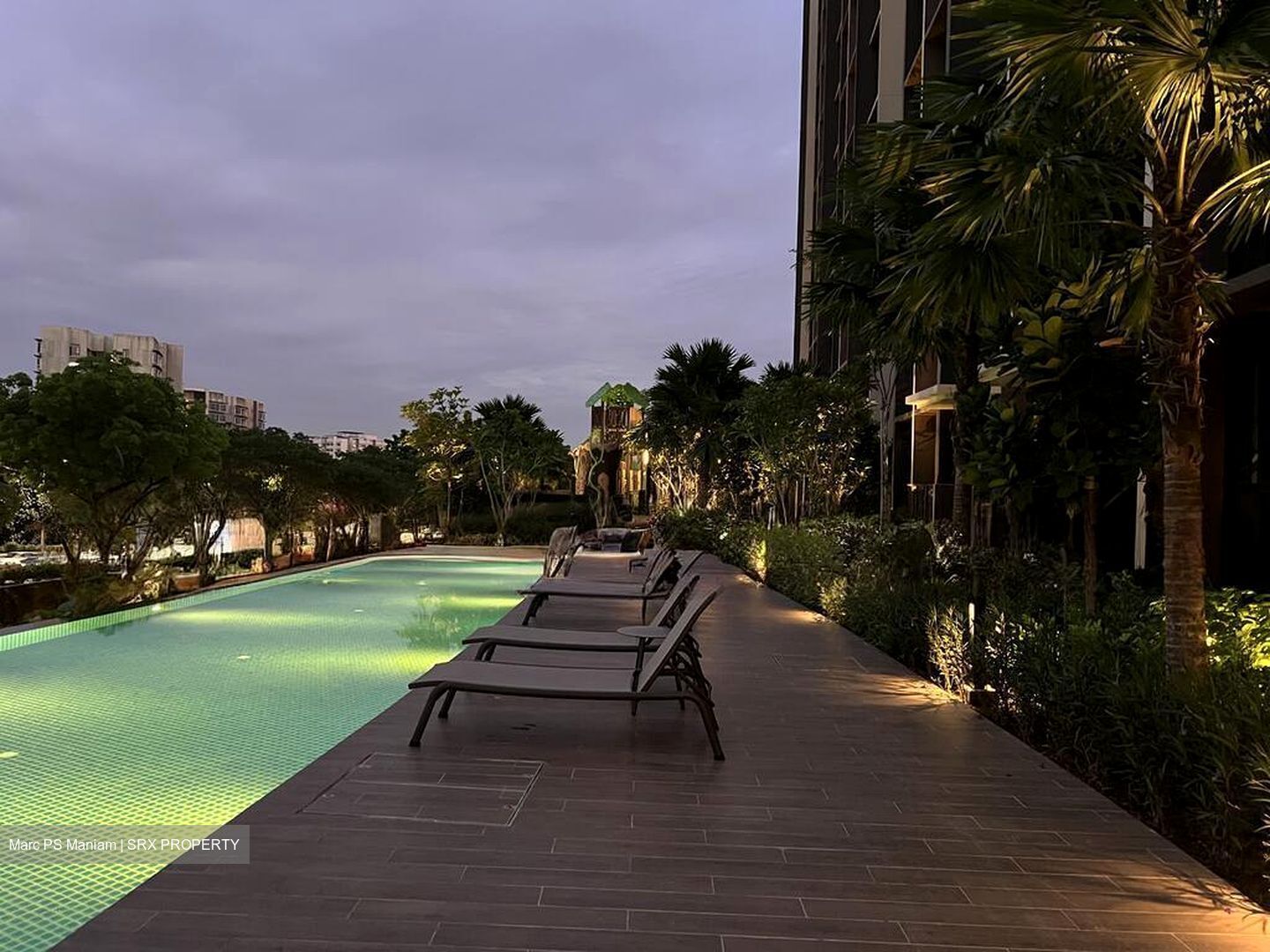 Tenet (D18), Condominium #498206991